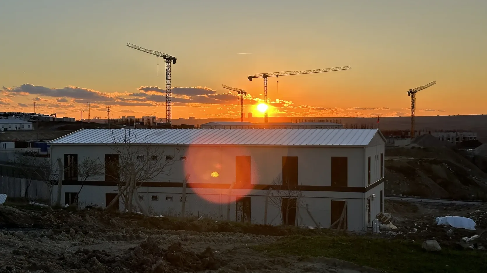 Emlak Konut Projesi İki Katlı Prefabrik Şantiye Binası