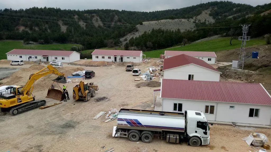 1250 m² Maraş Şantiye